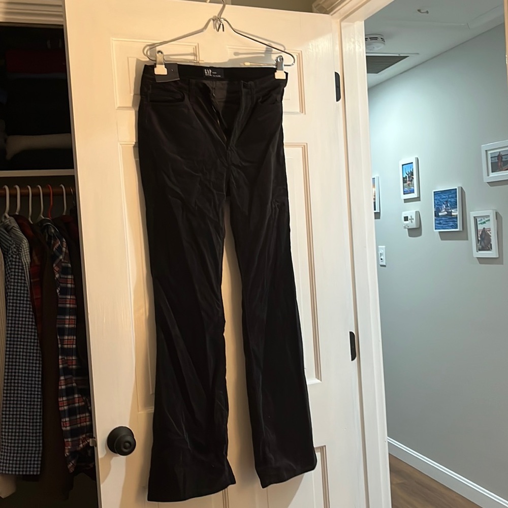 Gap 70’s flare velvet pants